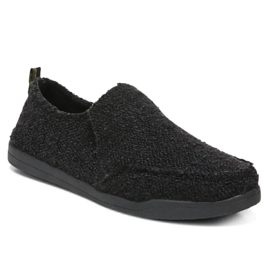 NWT Vionic Malibu Black  Slip-on Shoes